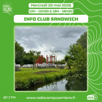 Radio Campus Amiens. Mercredi 20 mai 2026 - 12h-12h30 & 18h-18h30. INFO CLUB SANDWICH. Photo d'un paysage avec un cours d'eau au premier plan, une zone en herbe avec une sculpture rouge en hauteur, des arbres sur le côté et le ciel bleu-gris en fond.